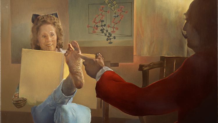 Salvador Dalí: "Der Surrealismus ist destruktiv, er zerstört jedoch nur das, was er als Fesseln betrachtet, die unsere Sicht einschränken." (Foto: "Galas Fuß")