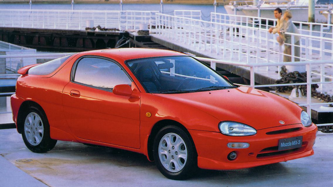 04_Klappscheinwerfer_kamen_1995_aus_der_Mode_-_Der_Mazda__Quelle_Mazda.jpg