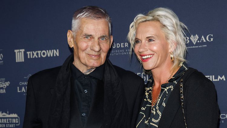 Heinz Hoenig und Annika Kärsten-Hoenig beim Emmy-Empfang im Berliner "Schlosshotel".