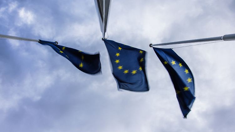 Die Liste der Probleme ist lang - die Verbesserungen sind überschaubar: Brüssel blickt weiter mit Sorge auf Ungarn.