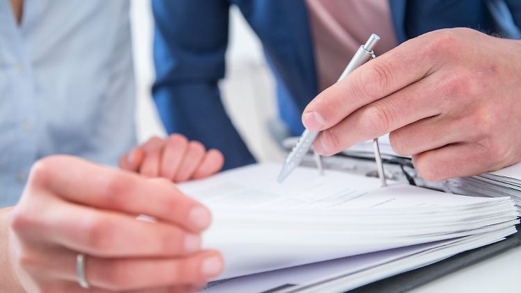 Ist Ihre Steuererklärung komplex und vielfältig? Dann kann es sich lohnen, sich professionelle Hilfe an die Seite zu holen.