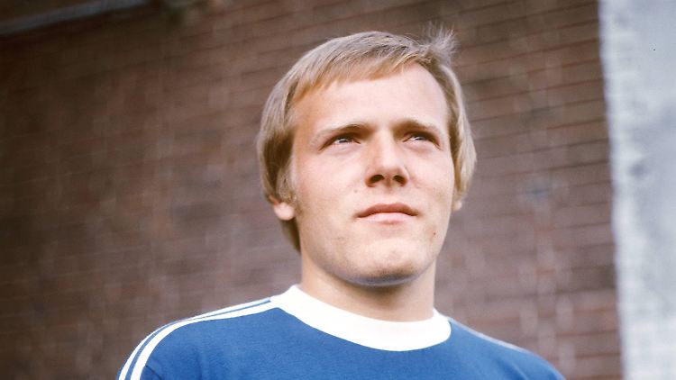 Hermann Gerland trägt den VfL Bochum längst nicht nur auf dem Herzen.