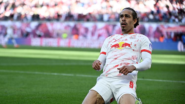 Die Leipziger Klublegende Yussuf Poulsen verstärkt den HSV.