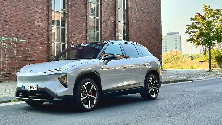 Mit seinem futuristisch-zurückhaltenden Design gefällt der chinesische Newcomer.