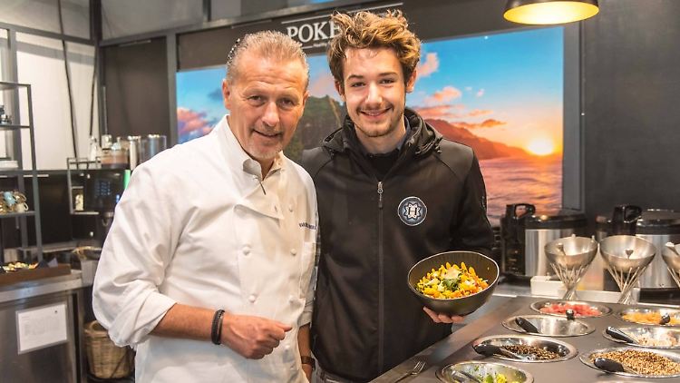 Der Hamburger Sternekoch Karlheinz Hauser und sein Sohn Tom (Bild von Februar 2019). 