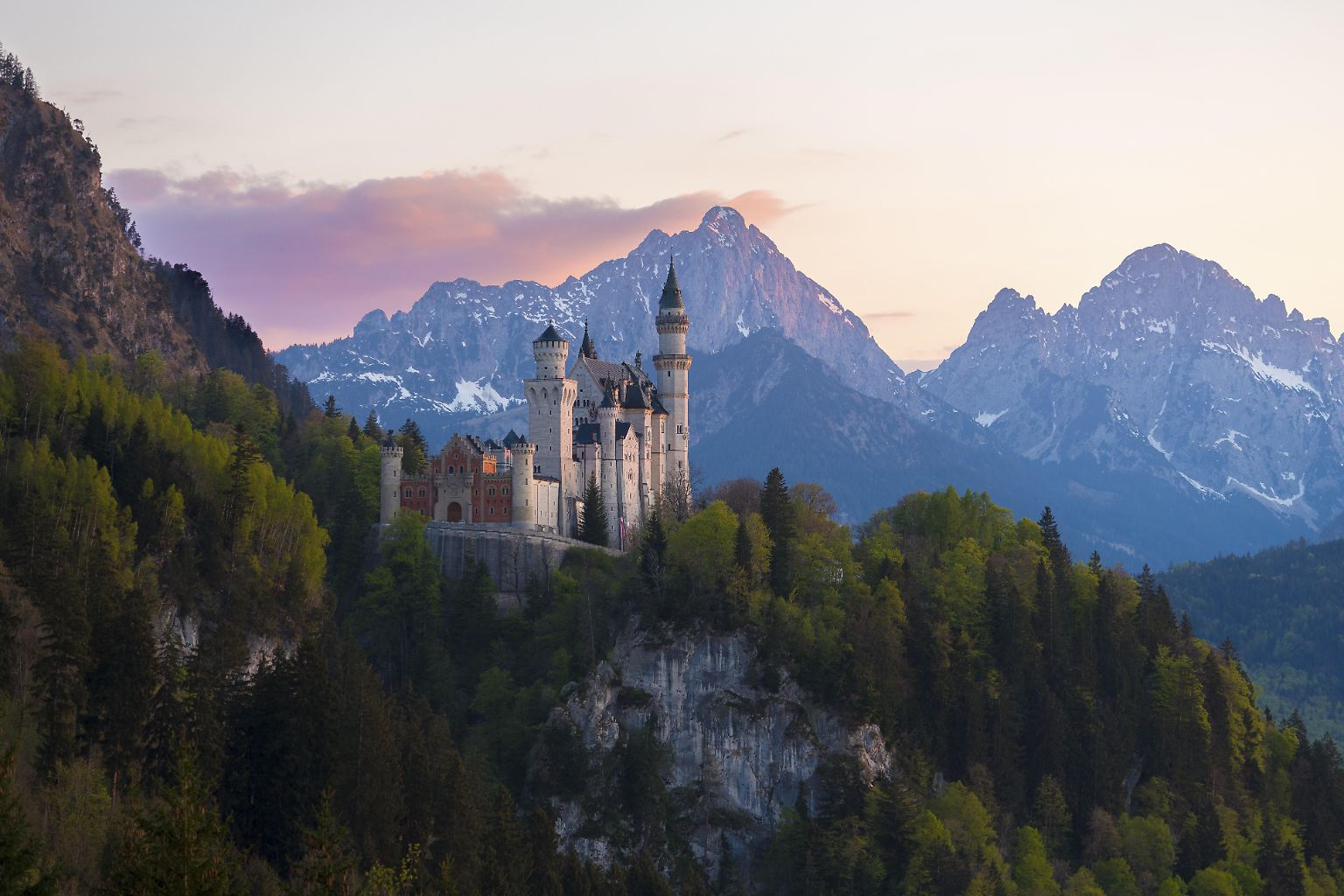 Die visionären Schlösser des Bayernkönigs Ludwig II. gehören jetzt zum Unesco-Welterbe.