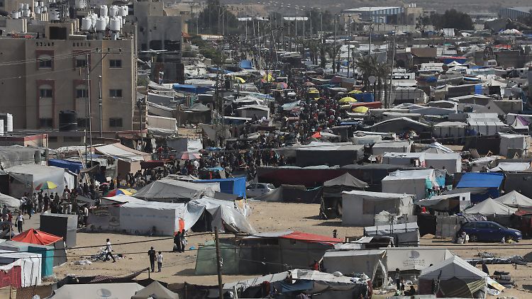 Ein Lager für vertriebene Palästinenser in der Nähe der Grenze zu Ägypten.