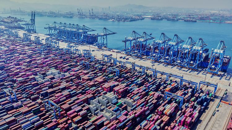 Trotz des Handelskonflikts mit den USA ist Chinas Wirtschaft im zweiten Quartal deutlich gewachsen. Doch viele Probleme bleiben ungelöst. (Archivbild) 
