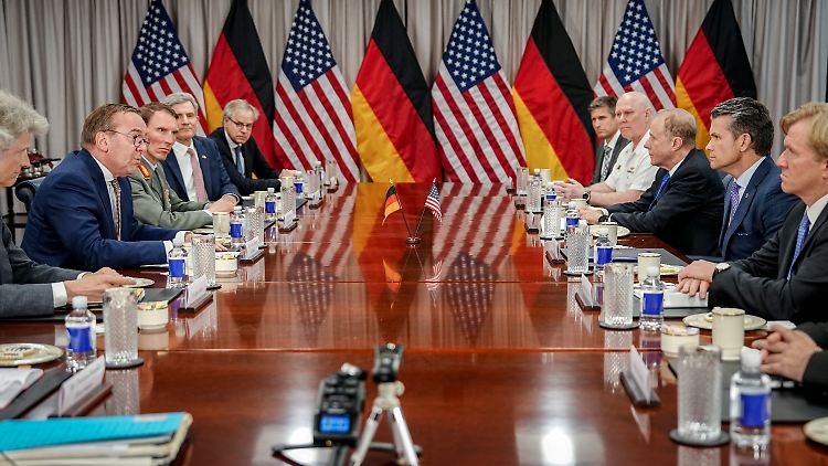 Pistorius und Hegseth sind bereits mehrfach aufeinandergetroffen. Nun also auch im Pentagon.