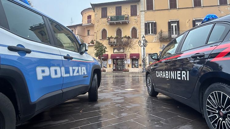 Zum Alter und zur genauen Herkunft des Mannes machten italienische Polizei und Feuerwehr zunächst keine Angaben (Archivbild).