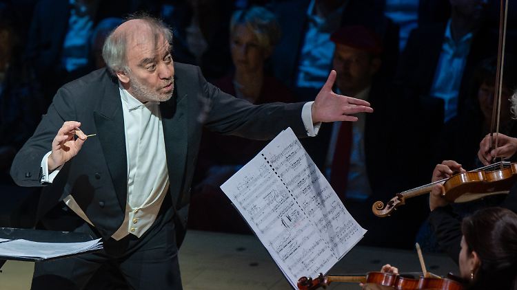 Auch die Münchner Philharmoniker beendeten die Zusammenarbeit mit Waleri Gergijew wegen seiner Haltung zum russischen Angriffskrieg. 