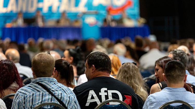 Zweifel an der Verfassungstreue dürfen bei Bewerbern nicht aufkommen. 