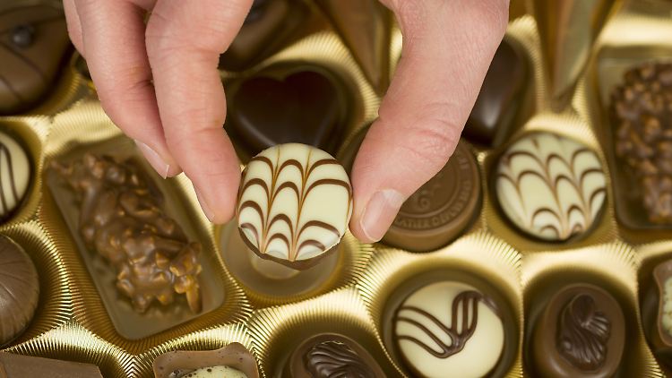 Die Pralinen sollten als Werbegeschenk eines Reisebüros getarnt werden.