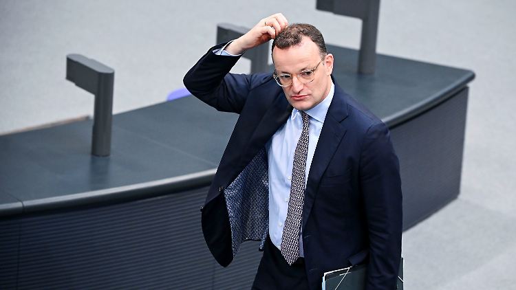 Haßelmann wirft Spahn vor, die Richterwahlf dilettantisch vorbereitet zu haben.
