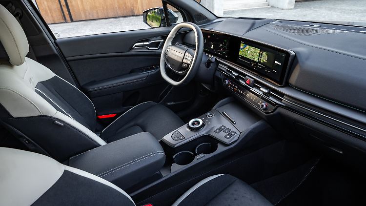 Der Kia Sportage orientiert sich in einigen Details innen und außen an den E-Autos der Marke.