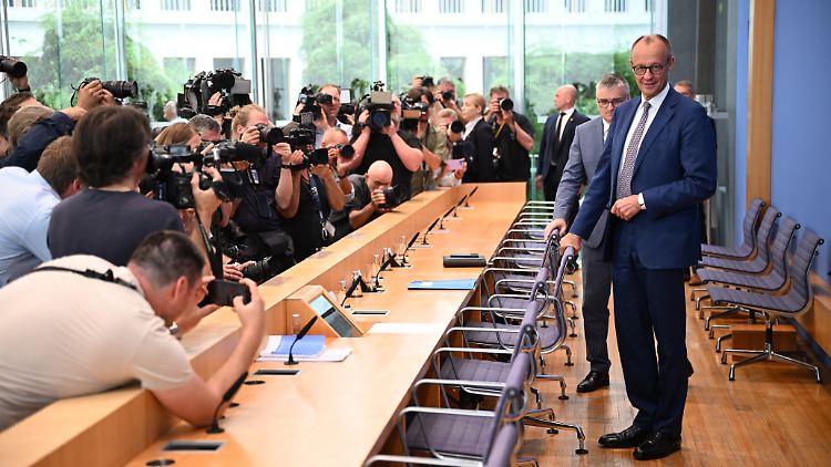 Kommt der Kanzler wird es voll in der Bundespressekonferenz, der Vereinigung der Hauptstadtjournalisten.