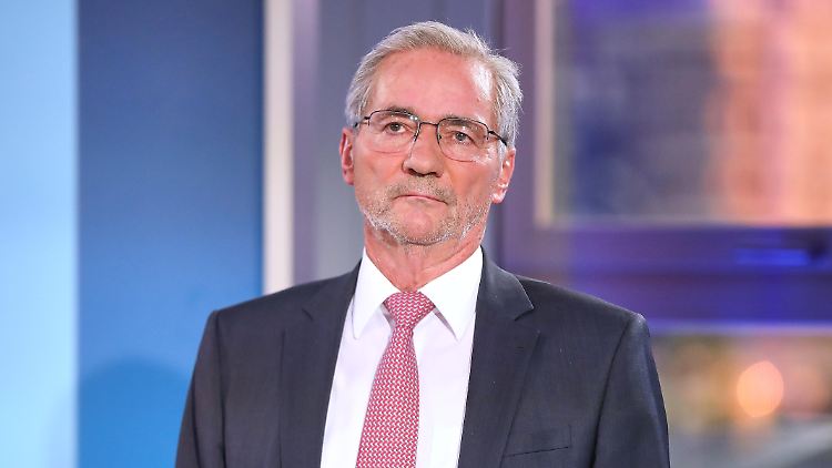 Bei seinen Reisen sei es nicht um wirtschaftliche oder eigenwirtschaftliche Interessen gegangen, so Platzeck. 