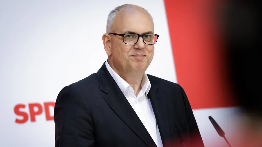 8cb1a500cdca801427714c64466d7cb9