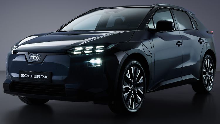 Subaru liftet den Solterra.