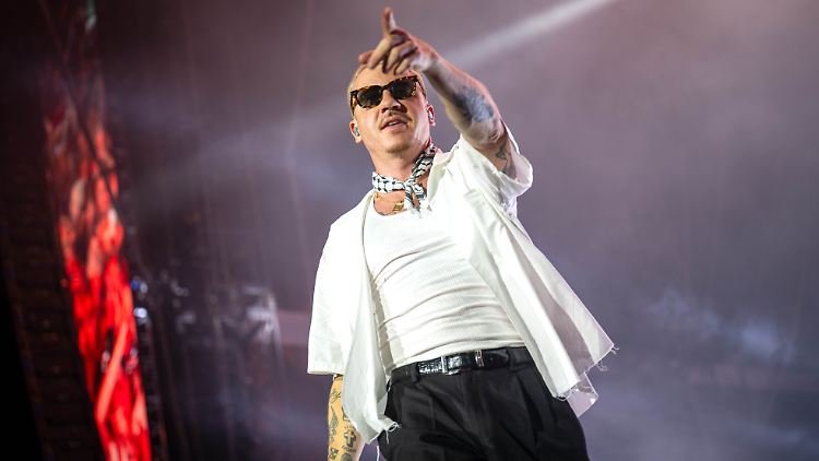 Nicht nur der Zentralrat der Juden wirft ihm Antisemitismus vor: Macklemore beim Deichbrand-Festival.