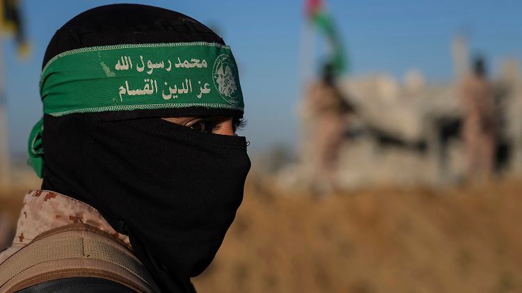 Die Hamas ist eine palästinensische sunnitisch-islamistische Organisation, die international von 41 Staaten als terroristische Vereinigung eingestuft wurde.
