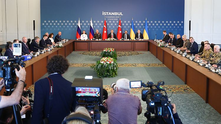 Im Mai haben Kiew und Moskau erstmals seit drei Jahren wieder bilateral miteinander verhandelt.