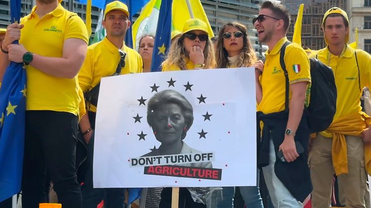 Immer wieder demonstrieren Bauern in Brüssel - auch am vergangenen Mittwoch, als von der Leyen ihren EU-Haushaltsplan vorstellte.