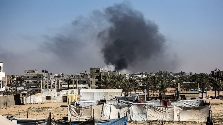 Die Armee hat die Kampfzone im Gazastreifen ausgeweitet.