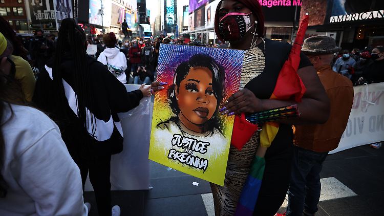 Bei den Demonstrationen der Bewegung "Black Lives Matter" ist Breonna Taylor stets eines der Motive. 