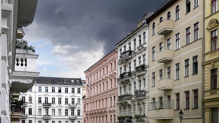 "In den Metropolen dürfte es für Wohnungssuchende schwierig sein, bei einem passenden Angebot zum Zuge zu kommen", so das Kiel Institut für Weltwirtschaft.