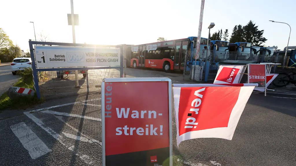 bbd8be5db44a0db4bf4bec55b63c6403