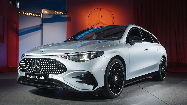 Shark-Nose-Grill und leuchtende Sternchen: Ob die Front des Mercedes CLA Shooting Brake auch leuchtende Augen macht, dürften die Verkaufszahlen zeigen.