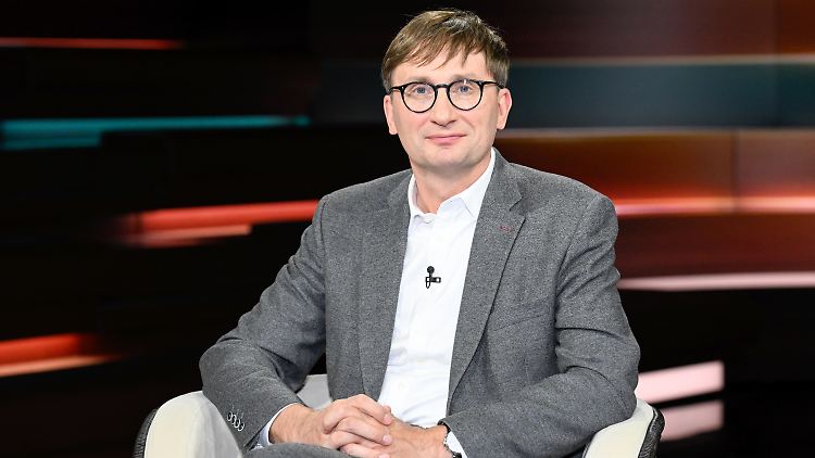 Nur militärische Stärke schrecke Russland ab, sagt Neitzel.
