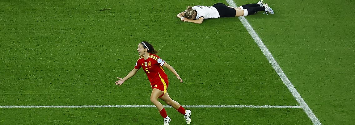 Bonmatí feiert nach ihrem "Geniestreich" zum 1:0 gegen Deutschland.