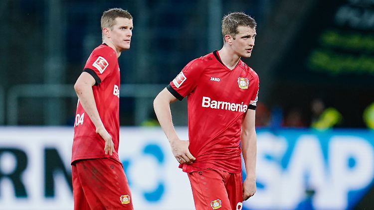 Sven und Lars Bender 2020 in ihrer gemeinsamem Bundesligazeit bei Bayer Leverkusen.