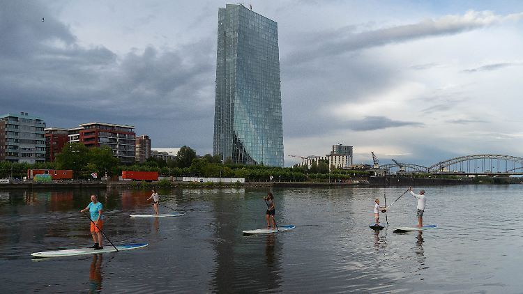 Die Notenbank in Frankfurt am Main lässt sich nicht in die Karten blicken. 