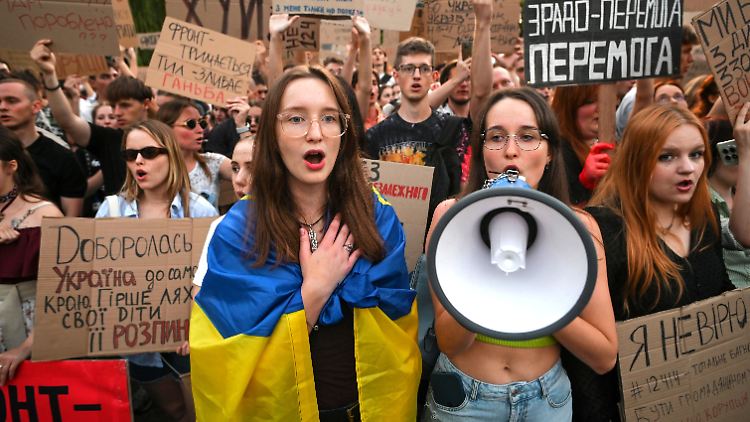 Ob auch die Tausenden Demonstranten mit der Gesetzesnovelle zufrieden sind?