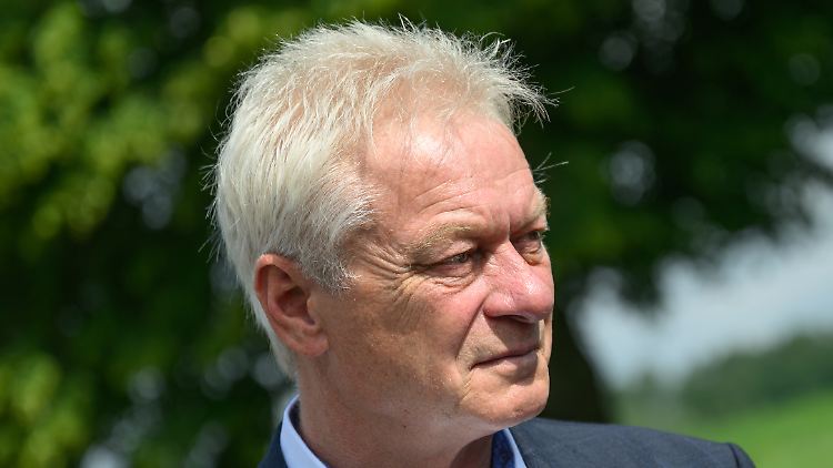 Alois Rainer soll laut einem Sprecher die Entscheidung zur Aufgabe des Metzgerei-Betriebs bereits vor der Ernennung zum Bundesminister getroffen haben. 