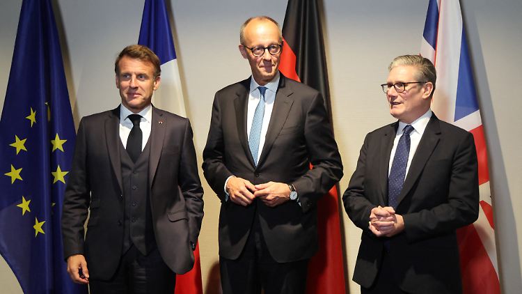 Großbritannien, Frankreich und Deutschland wollen die "bedingungslose" Freilassung aller von der Hamas gefangen gehaltenen Geiseln. 