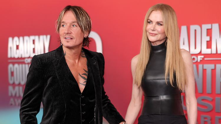 Nicole Kidman und der Musiker Keith Urban sind seit Juni 2006 verheiratet und haben zwei Töchter im Teenageralter. 