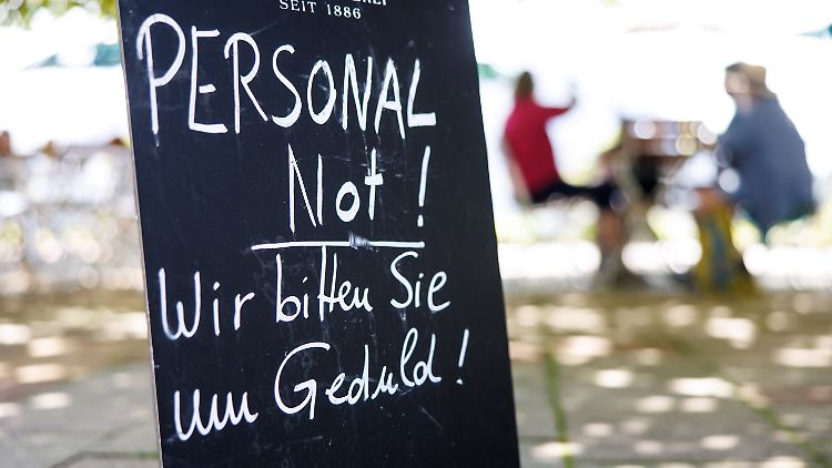 Gastronomische Betriebe müssen vielfach Öffnungszeiten verkürzen, weil das Personal fehlt. 