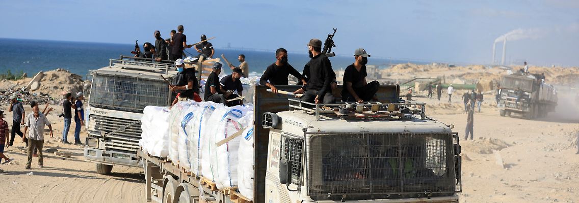 2025-06-26T090905Z_1154561094_RC2Q9FASQEDS_RTRMADP_3_ISRAEL-PALESTINIANS-GAZA.JPG