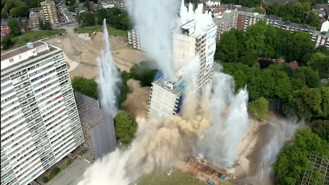 Duisburg Sprengung2.jpg