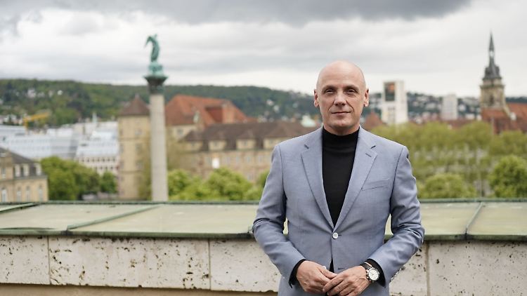 Born hat sein Amt als Landtagsvizepräsident niedergelegt und ist aus der SPD-Fraktion ausgetreten.