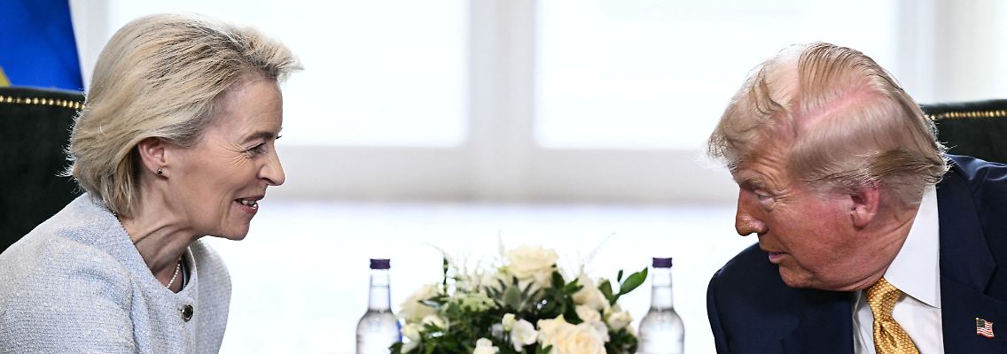 AFP__20250727__67YZ22B__v5__HighRes__TopshotBritainScotlandUsEuTrump.jpg