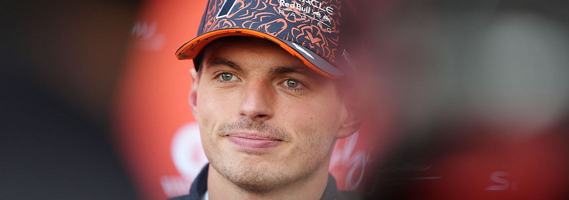 Max Verstappen fährt auch 2026 für Red Bull.
