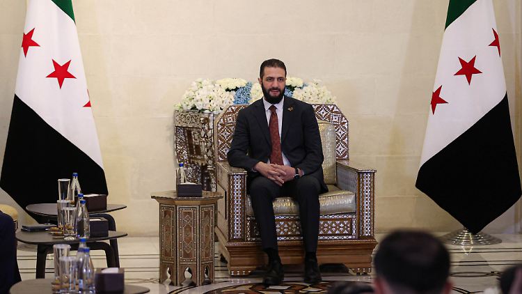 Al-Scharaa war der Kopf der Islamistengruppe HTS, die Assad stürzte.