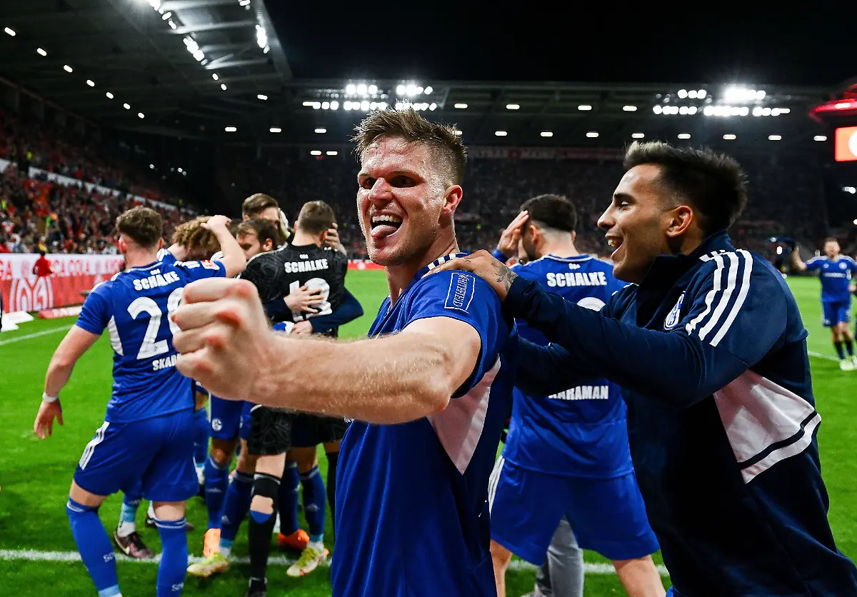 ec6975214ad71eeb2520138685171a41