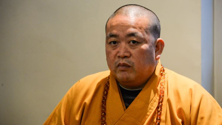 Shi Yongxin wird vorgeworfen, dem Ruf der buddhistischen Gemeinde erheblich geschadet zu haben. 