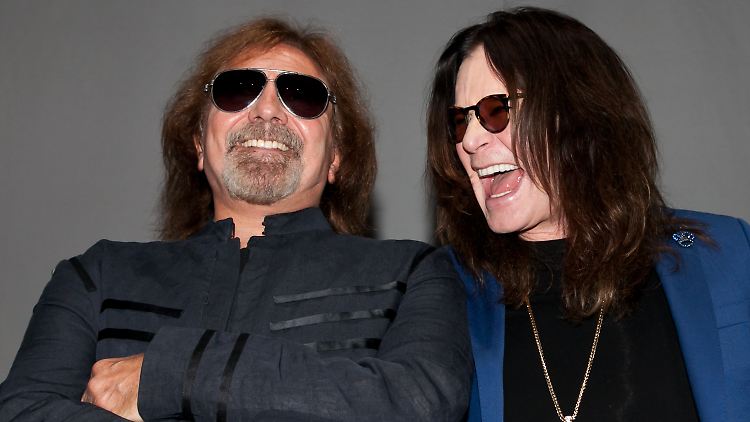 Hatten zusammen offenbar auch einfach viel Spaß: Geezer Butler (l.) und Ozzy Osbourne.